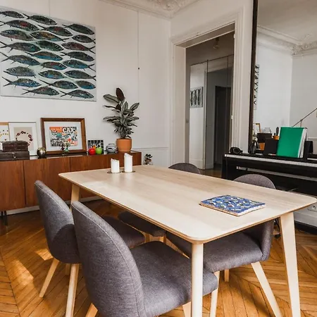 Beautiful Apt Near The Train Stations Lejlighed *