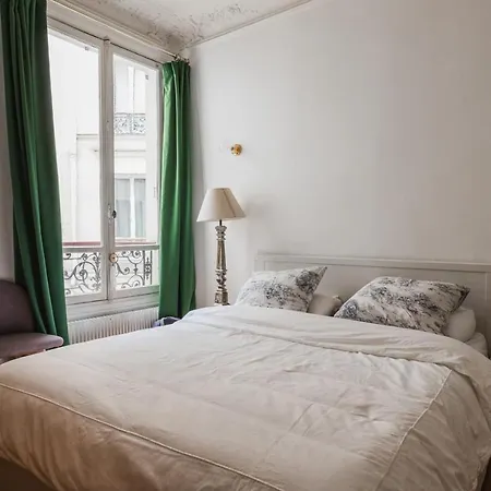 Lejlighed Beautiful Apt Near The Train Stations
